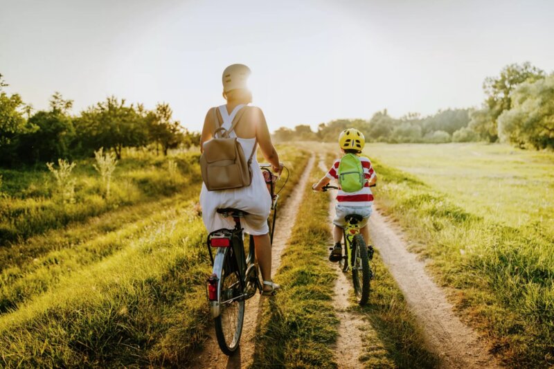 5 voordelen om met je kind dicht bij de natuur te leven