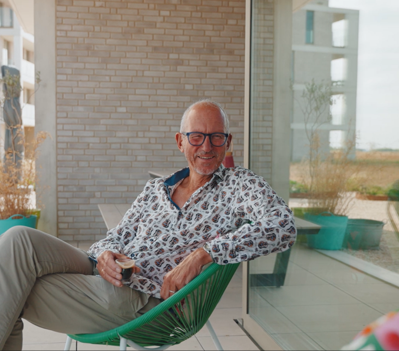 Guus zag een nieuw dorp groeien en bouwt nu zelf mee aan het leven tussen buren.