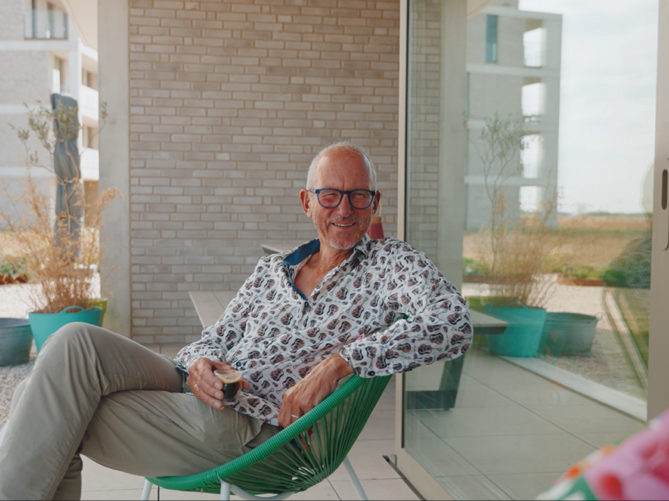 Guus zag een nieuw dorp groeien en bouwt nu zelf mee aan het leven tussen buren.