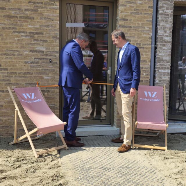 Zon, sfeer en poffertjes: zo vierden we de opening van onze kijkwoning