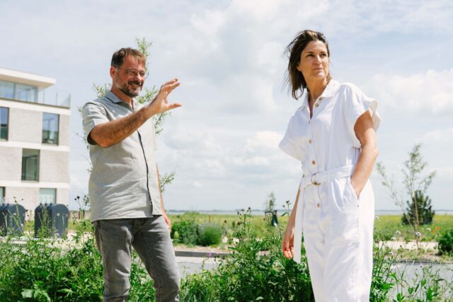 (Landschaps)architecten Peter en Lieve spreken over de omgeving in Waterzande